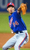 Montreal Expos Ohka pitches, gives up 2 hits in 2 innings